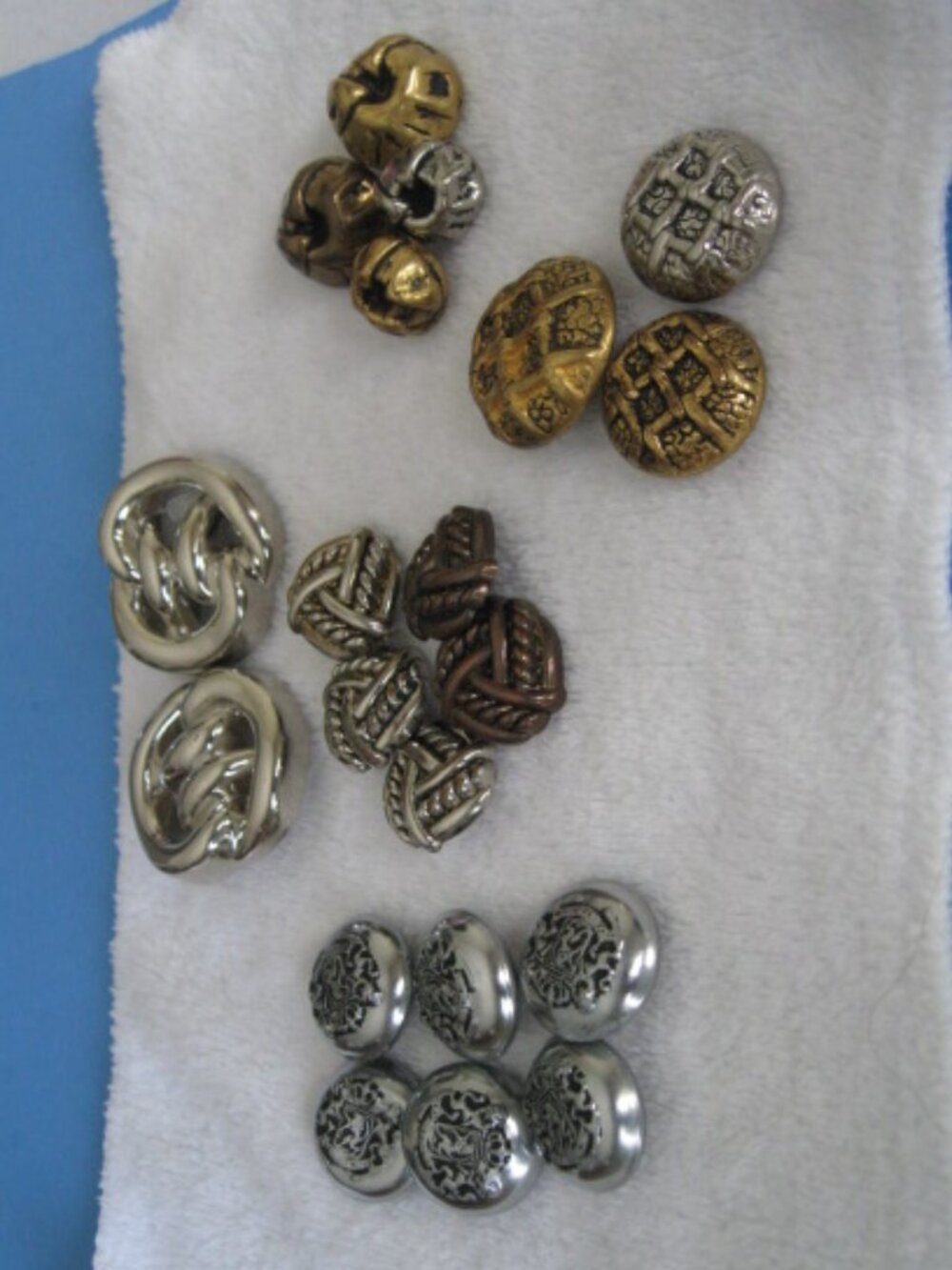 Lot of 20 Gold Tone Silver Tone Craft or Sewing Buttons Vintage